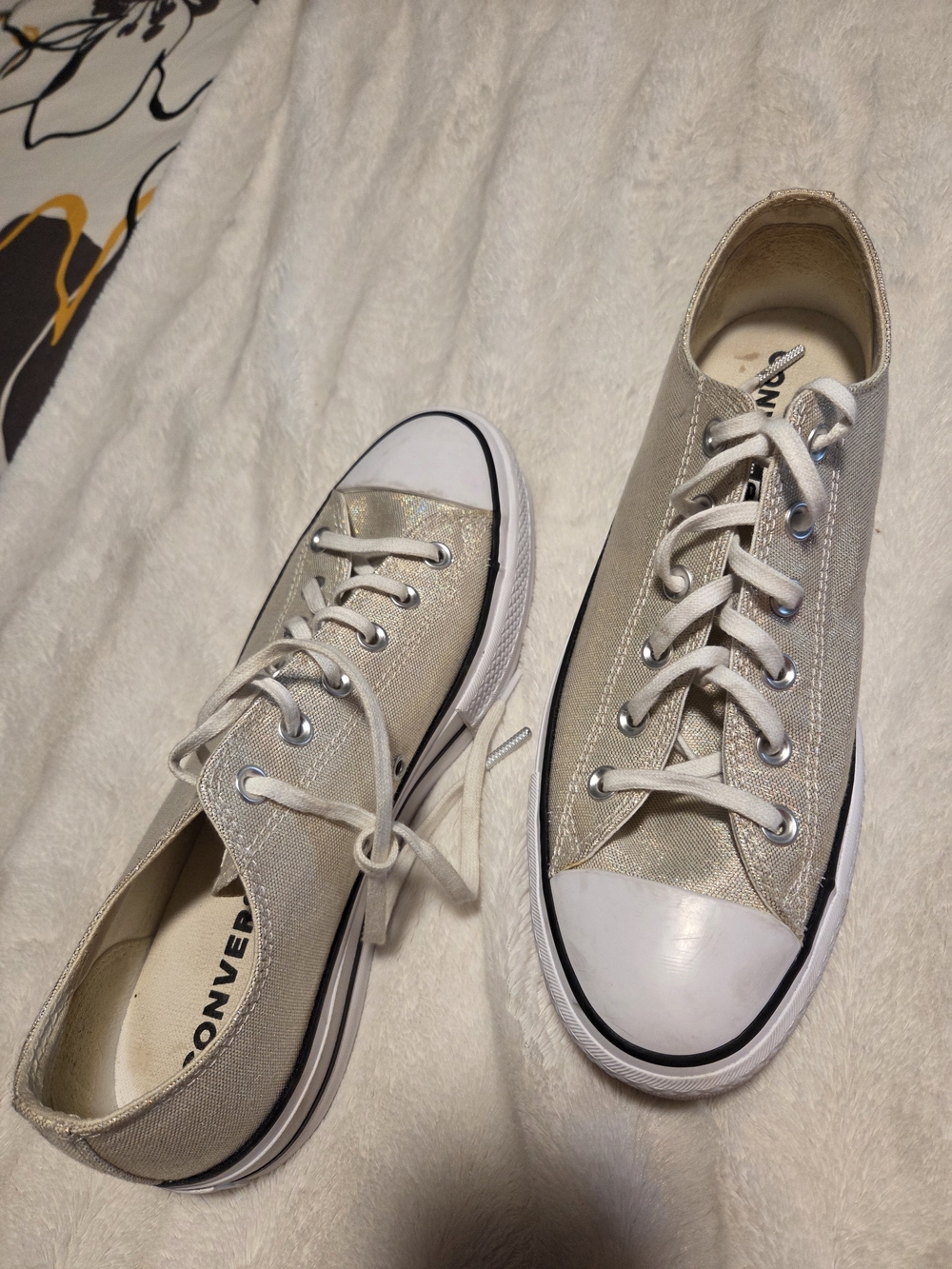 Converse Low Top Sneakers in Shimmery Beige